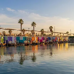 Botel Boat Haus - Mediterranean Experience, La Línea de la Concepción